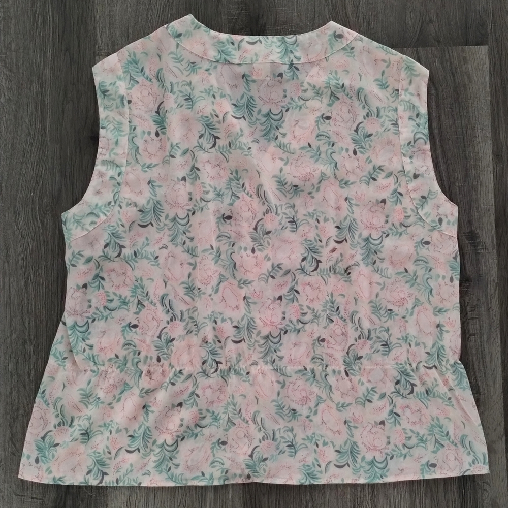 Victoria’s Secret Gold Label Floral Cottagecore Button Blouse - Picture 6 of 9